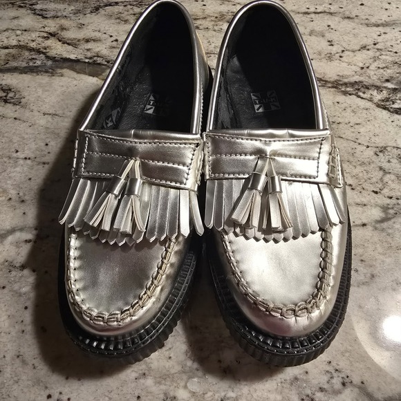 Silver TUK lug Womens Loafers - Picture 1 of 4